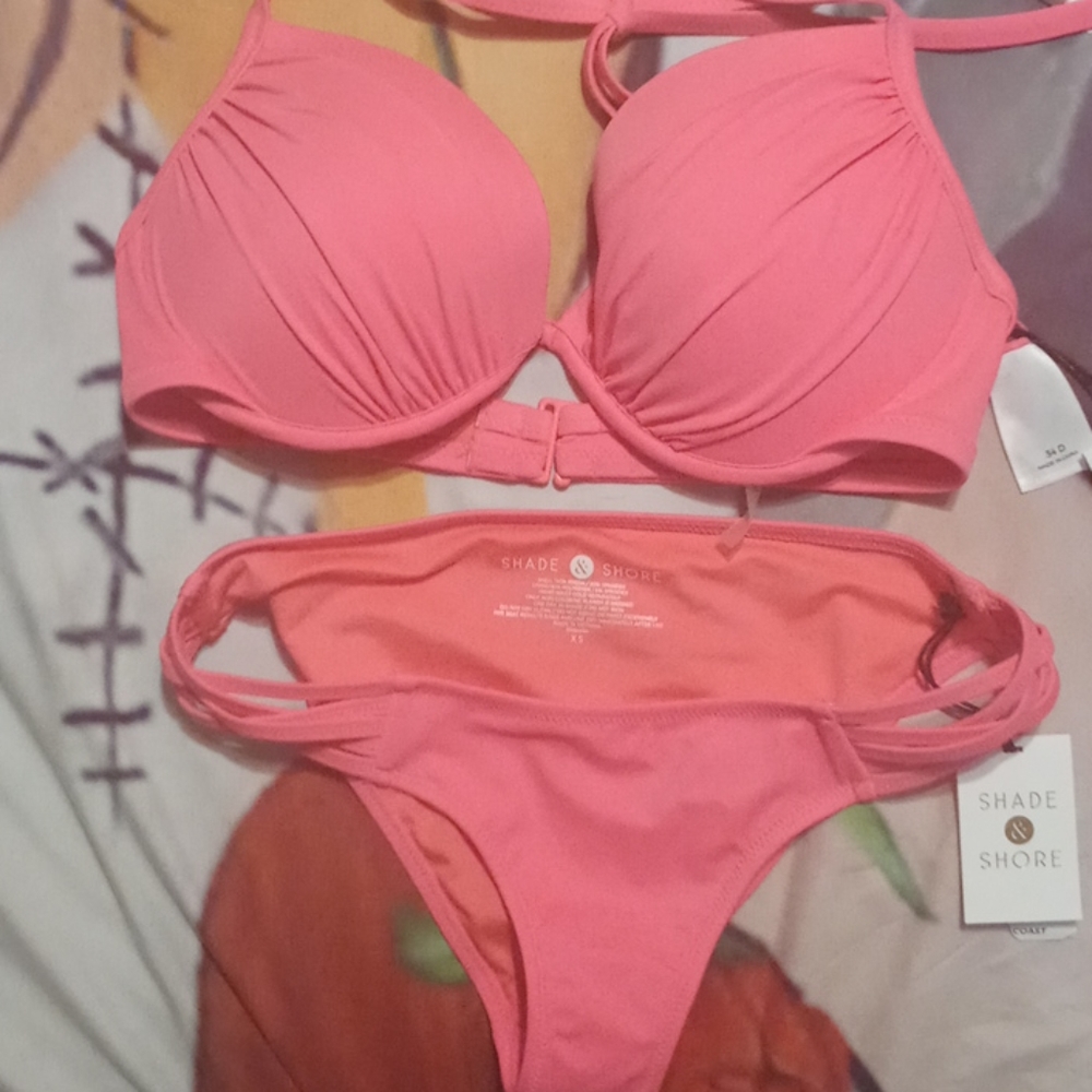 Two-piece bikinis